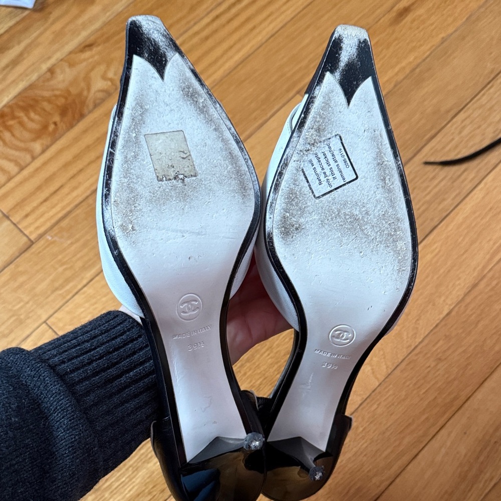 CHANEL Tuxedo Kitten Heels - Picture 6 of 6